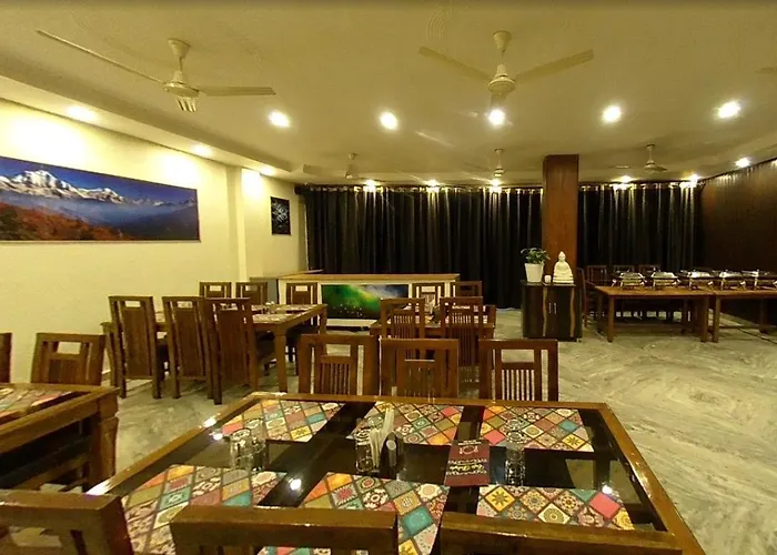 Hotel Leisure Palace